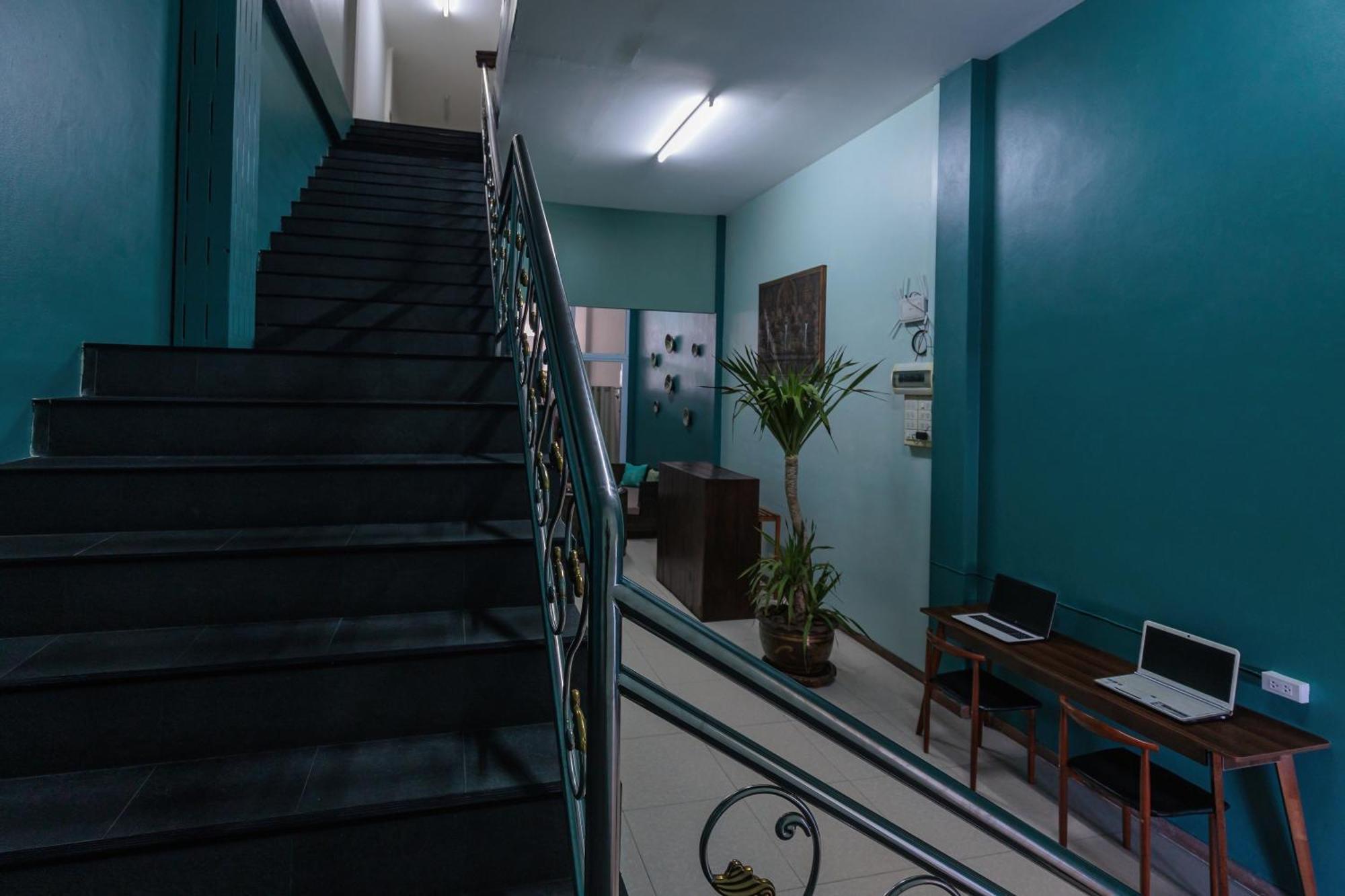 トンサラ House Of Happinessホステル エクステリア 写真